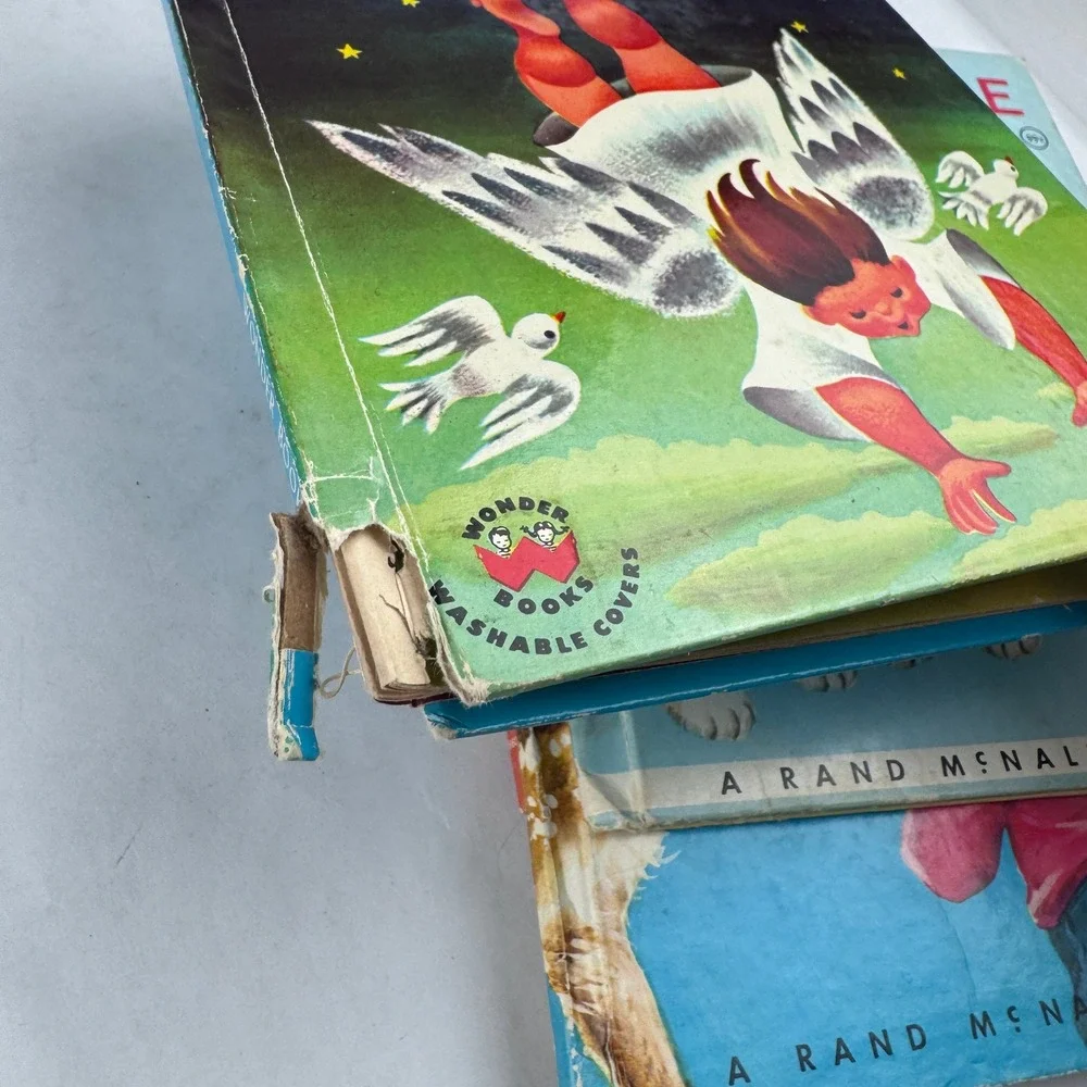 Vintage Children Hardback Books Lot of 5 Wonder Books Barbie Three Little Kitten